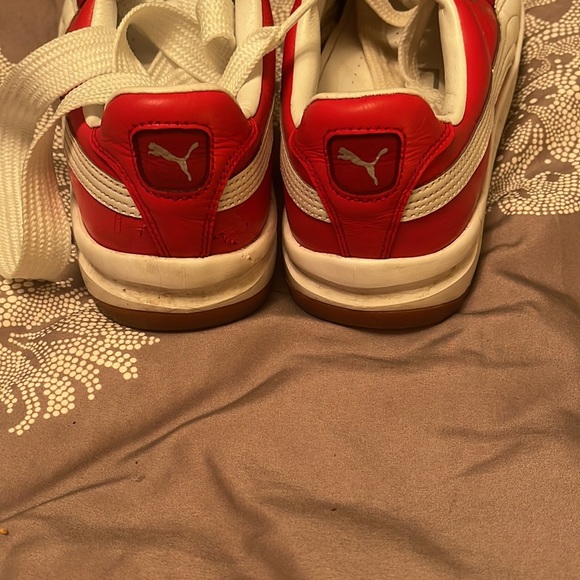 Red Puma GV white Fat laces hardly worn. 8.5 - Picture 3 of 5